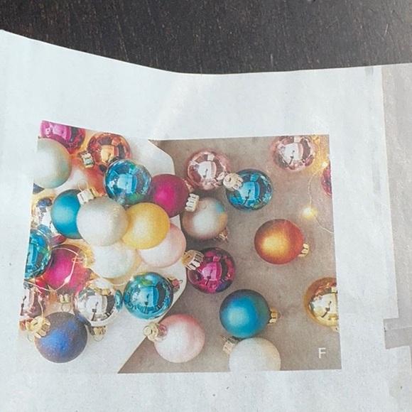 Grandinroad Greenery Wall-Mounted Christmas Tree with 32 piece mini ornaments. - Picture 8 of 8